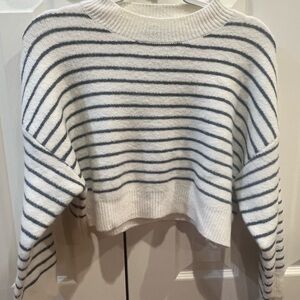 Love Tree Juniors M Cropped Sweater - White/Cream and Charcoal Grey Stripes